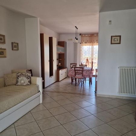 La Loggia Di Grazia Apartment Locorotondo Bagian luar foto